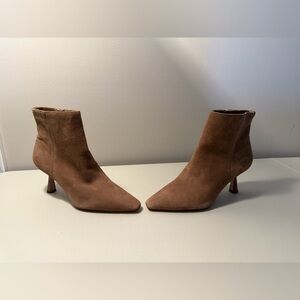 Sam Edelman Samantha Suede Ankle Bootie in Praline Size 9US/39EUR